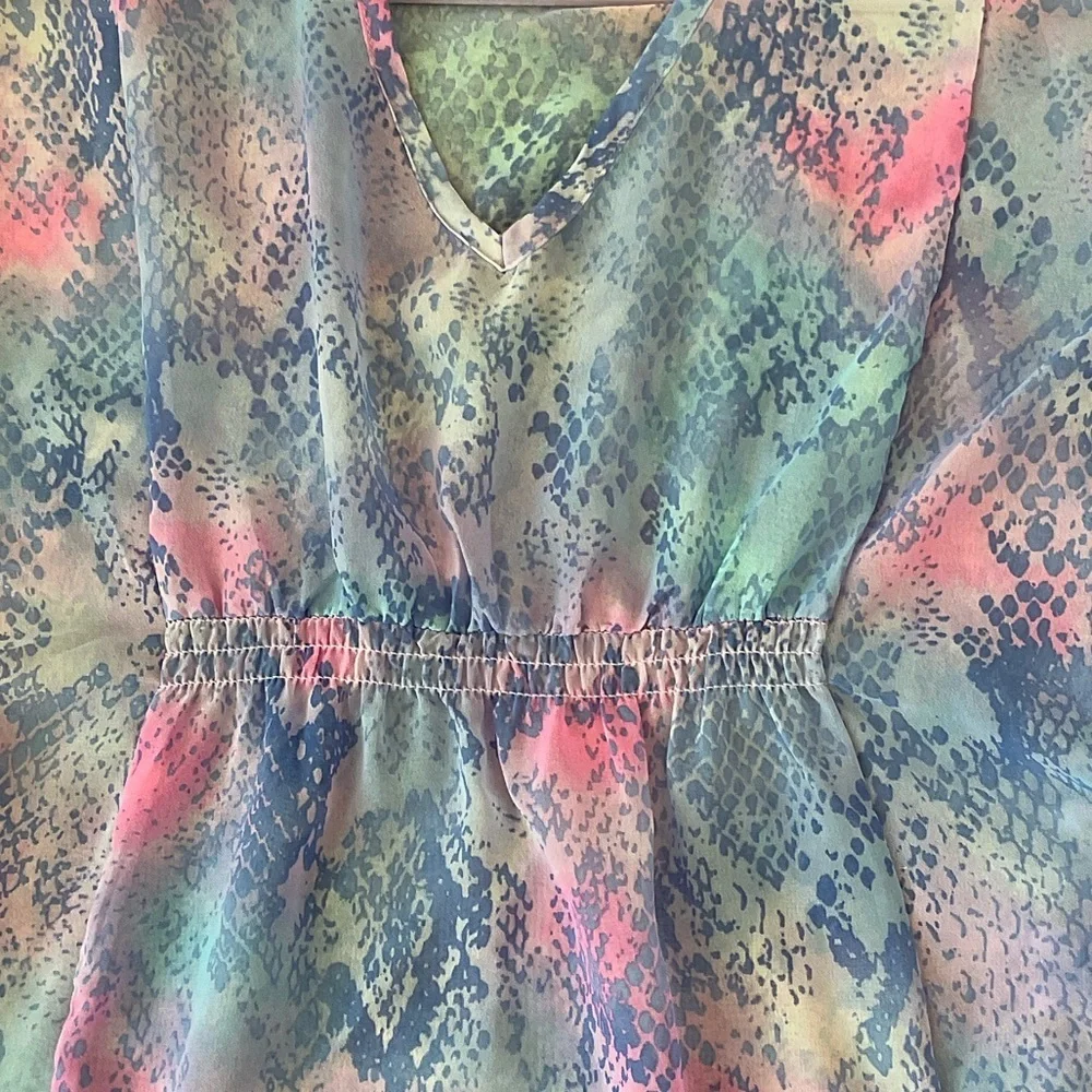 Womens Multicolor Swim Coverup size xs excellent condition, light weight